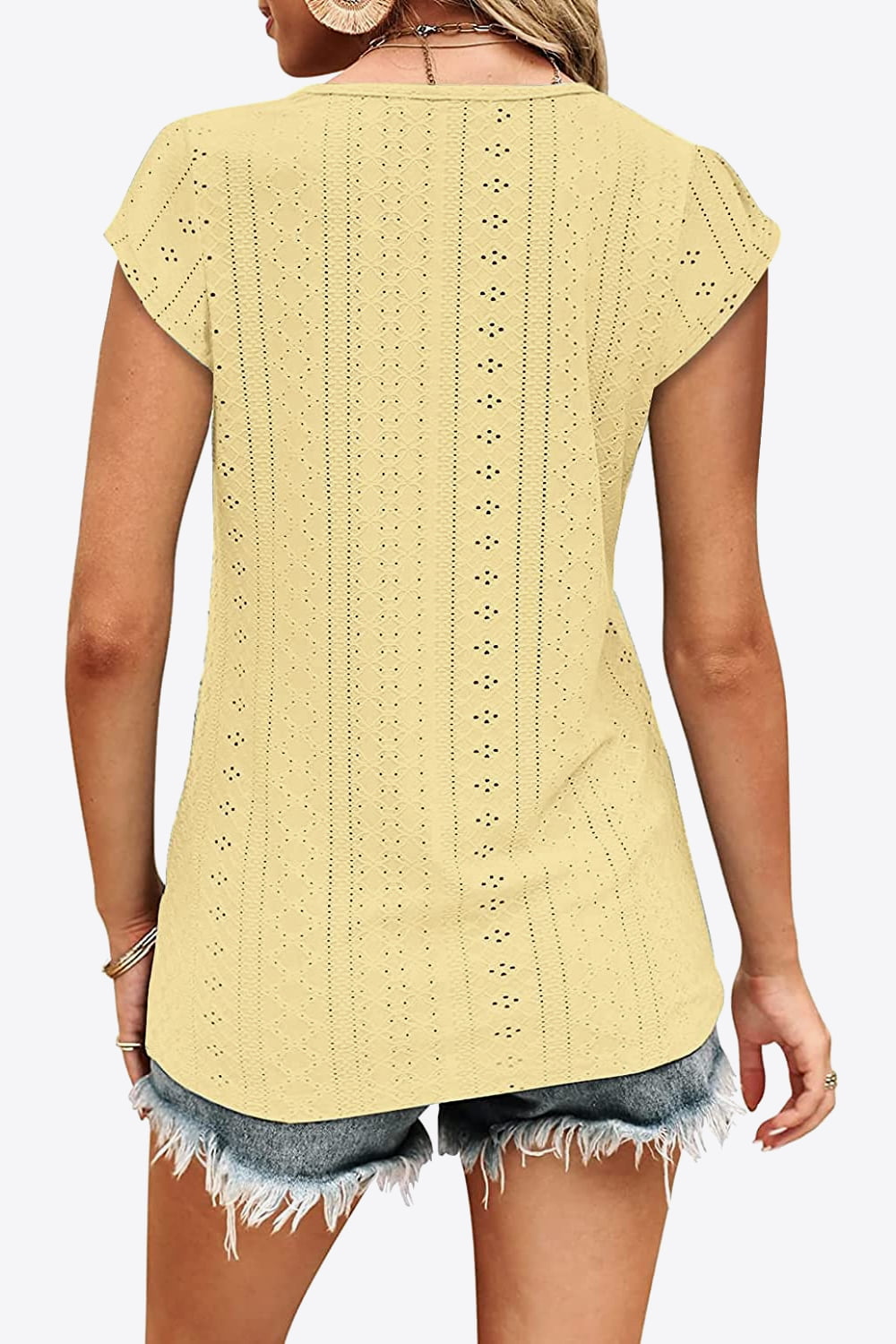 Eyelet Contrast V-Neck Tee-Stylish-Comfortable