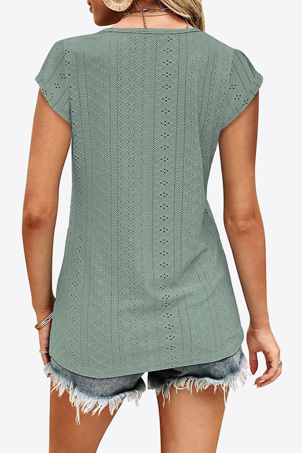 Eyelet Contrast V-Neck Tee-Stylish-Comfortable